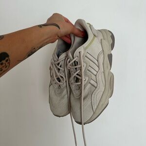 Adidas Cream Casual Sneakers